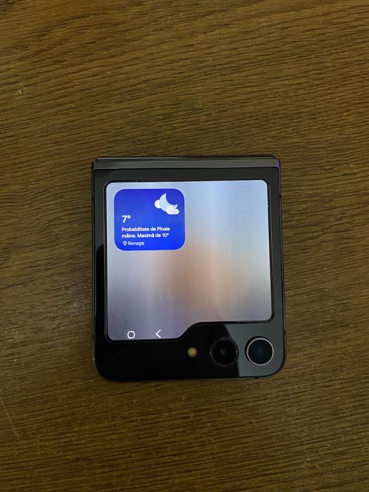 Samsung Z Flip 5 5G 256GB 8GB RAM Black open box factura