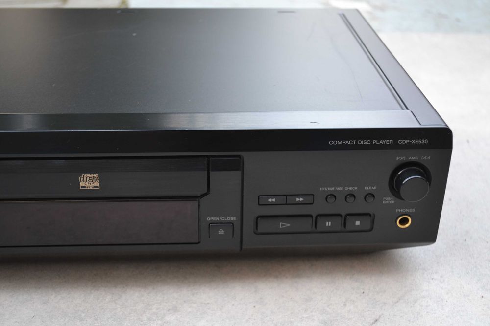 Cd player Sony CDP XE 530