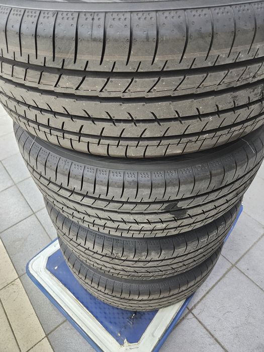 Продам диски с резиной новые от камри