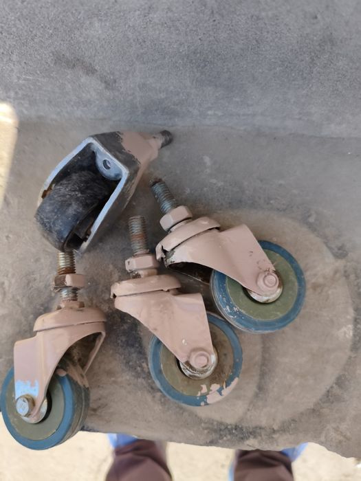 Антиквариат колеса для дома и