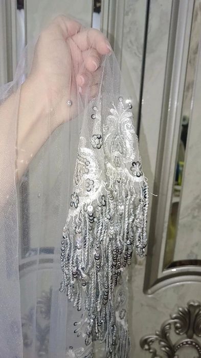 Ikki Qalpoq va sari ishlatilmagan juda guzal va nafis ishlangan