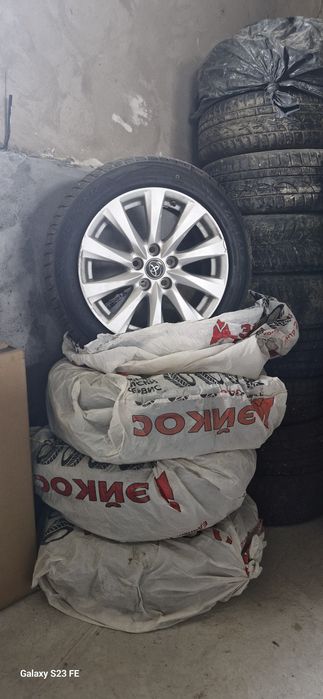 Продам диски с резиной