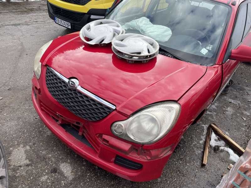 Дайхатсу Сирион 1.0i/Daihatsu Sirion 1.0i на части