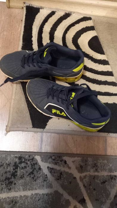 Детски спортни обувки за момчета, номер 37