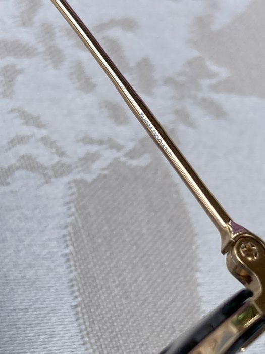 Thom Browne очила като нови