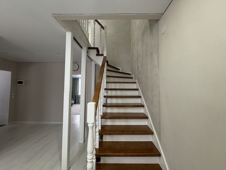 Продам дом коттедж