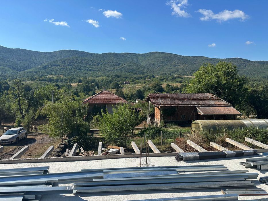 Продава се Къща в с. Голец, Област Ловеч - 100 кв.м за 650 €/кв.м - Снимка #1