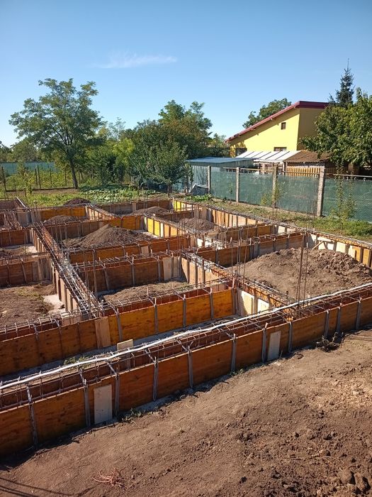 Construcții case și renovări