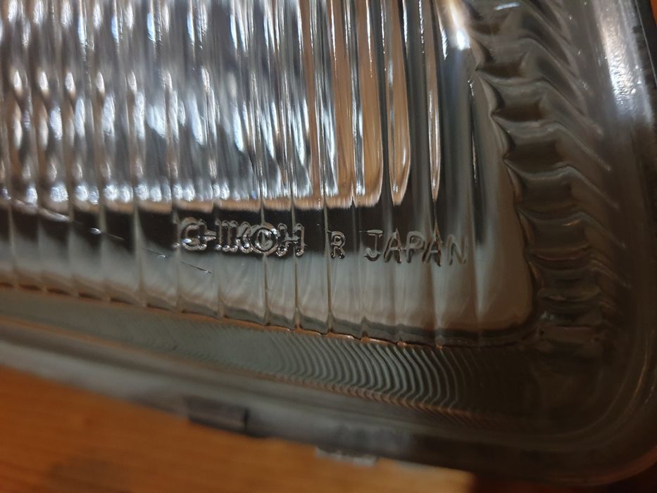 Фонарь Toyota Rav4