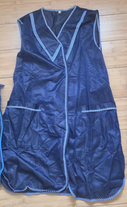 Халат для продавца (парикмахера) б/у