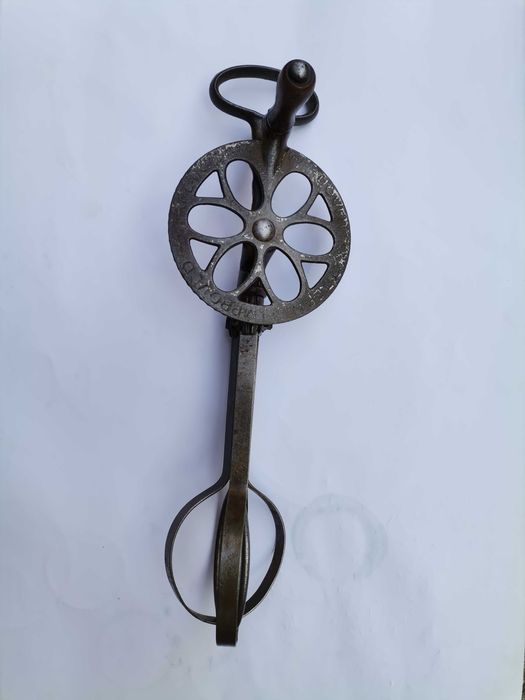 Mixer de mână din metal vintage Dover Taplin made in U.S.A. 1904