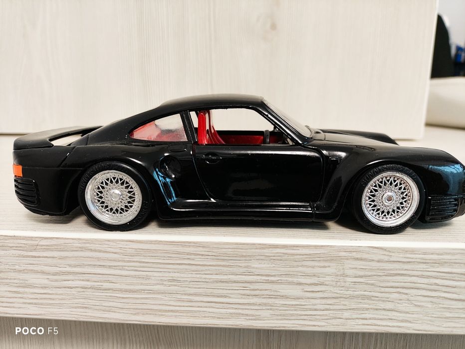 Macheta 1:24 Porsche 959