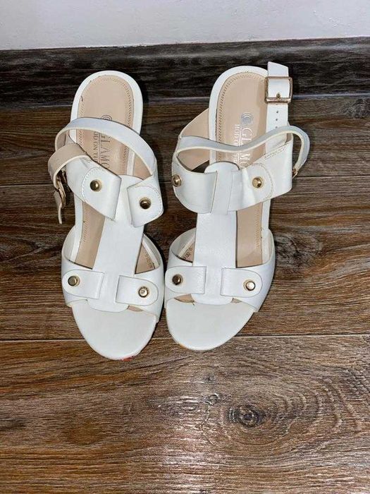 Босоножки в ИДЕАЛЬНОМ состоянии