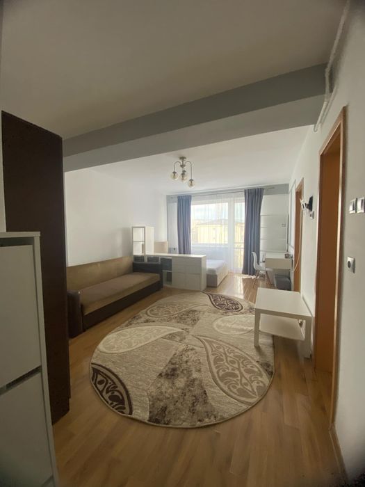 Apartament cu o camera, de inchiriat