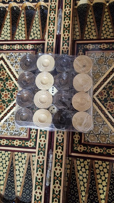 Табли   за  игра