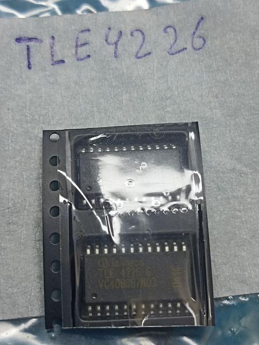 TLE4226G интегральная микросхема