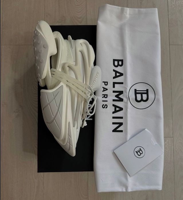 Adidasi balmain unicorn white