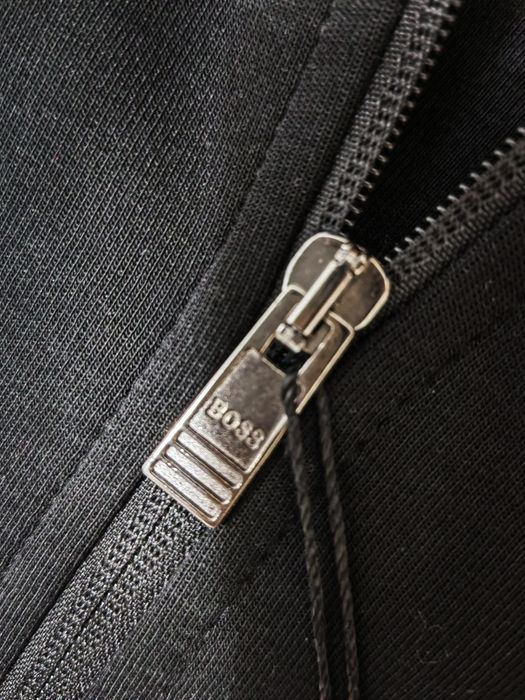 Oferta!! Trening barbati Boss,calitate luxury.Cititi va rog descrierea