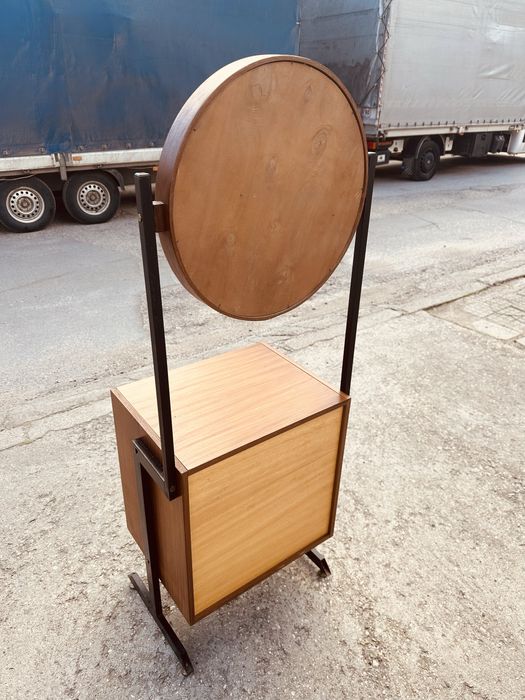 Винтидж италианска тоалетка с огледало – 70-те години