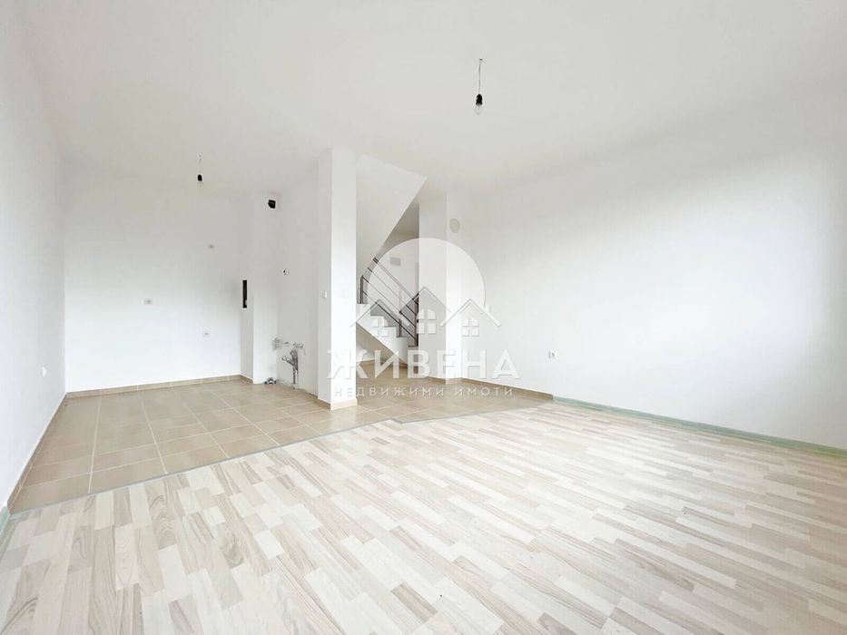 Продава се Тристаен апартамент в с. Равда, Област Бургас - 175 кв.м за 680 €/кв.м - Снимка #1