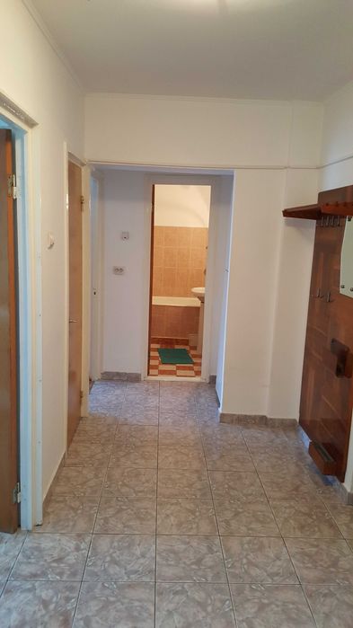 Proprietar închiriez apartament 2 camere central