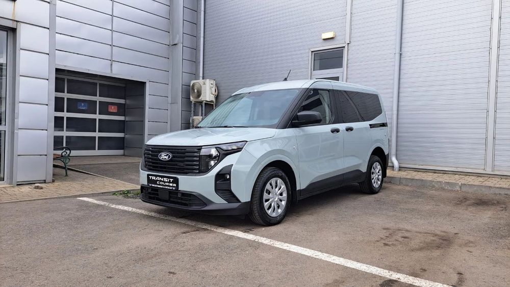 Ford NEW TRANSIT COURIER DCIV Livrare din STOC / N1 cu 5 locuri / Climatronic / Pachet IARNA / LED