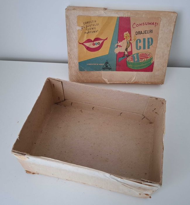 Cutie veche romaneasca bomboane "CIP" - comunist - colectie - drajeuri
