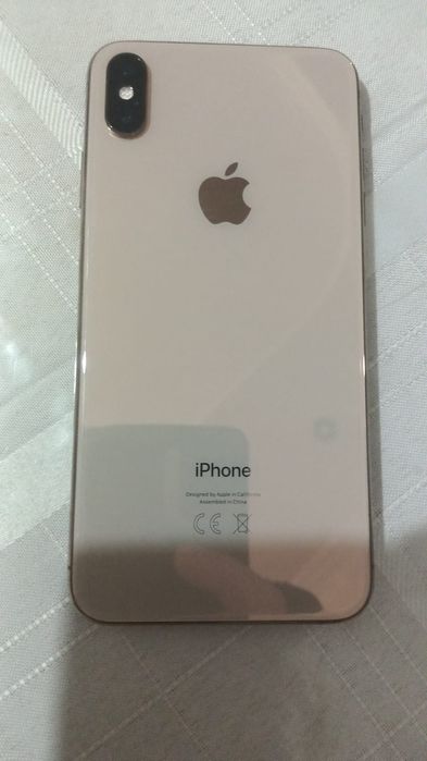 Продам iPhone Xs max