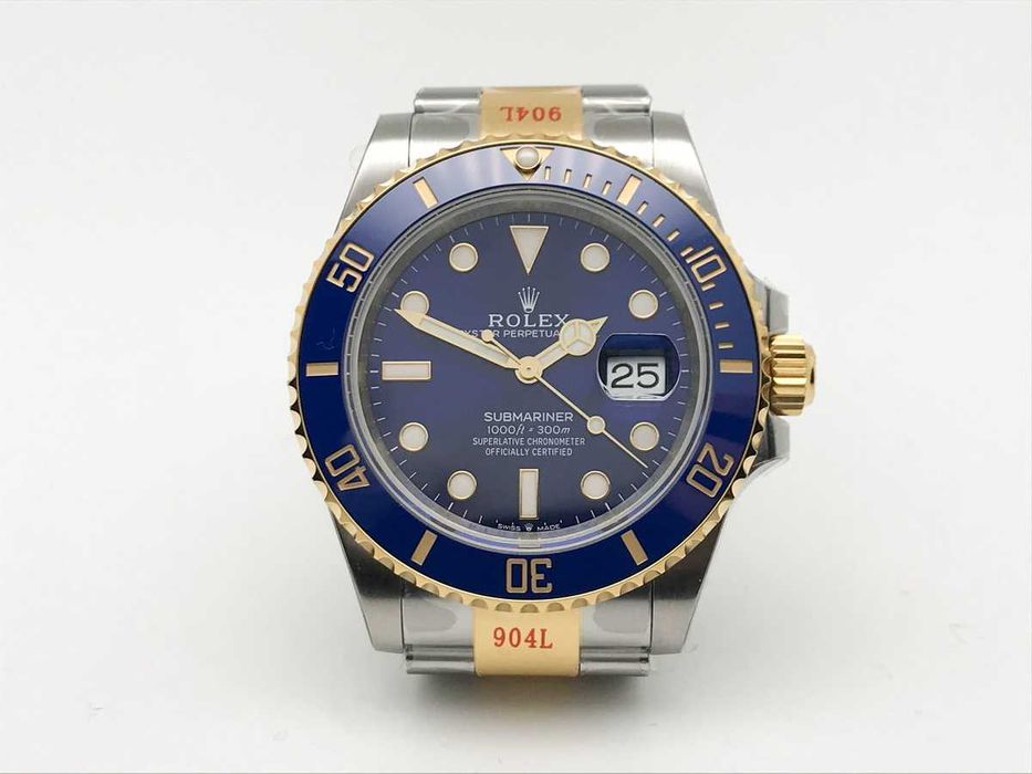 Rolex Submariner 126613LB „Bluesy" – синьо злато, керамичен безел, автоматичен