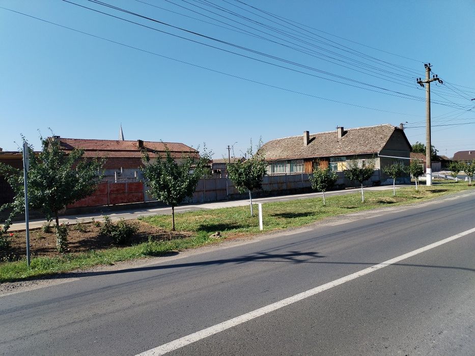 Casă de vânzare în centrul comunei Macea.