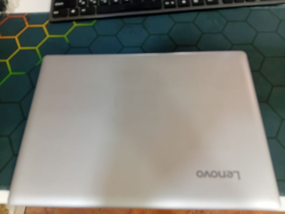Продам нетбук Lenovo