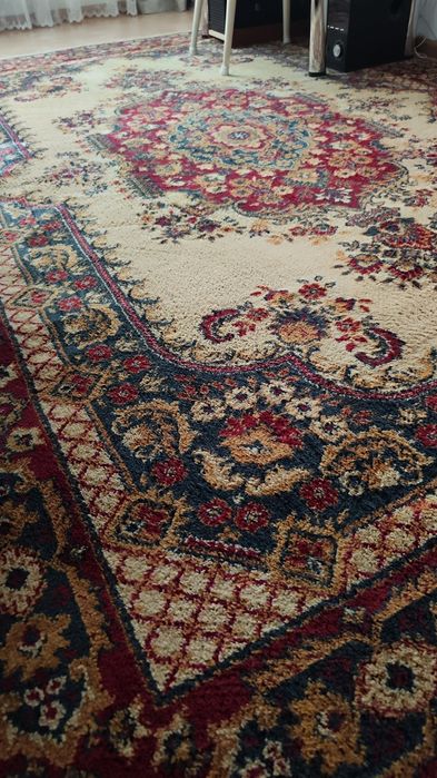 Продам натуральный ковёр