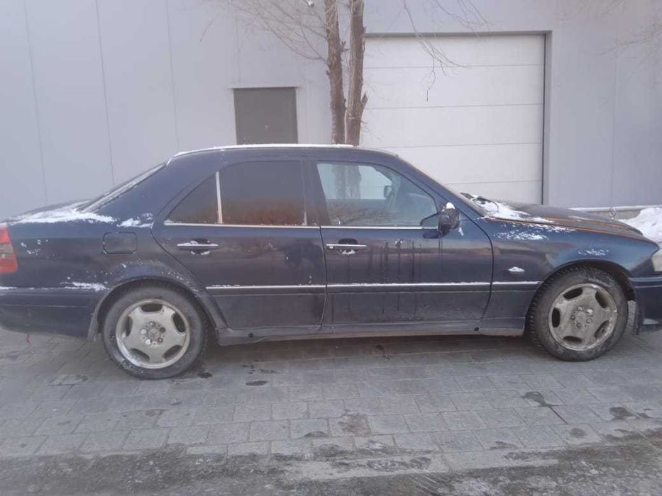 Мерседес    w202