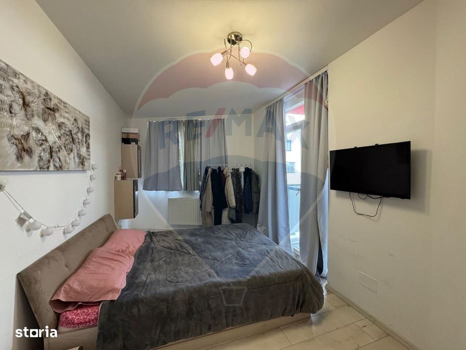 Apartament cu 3 camere la ARED( cu loc de parcare)
