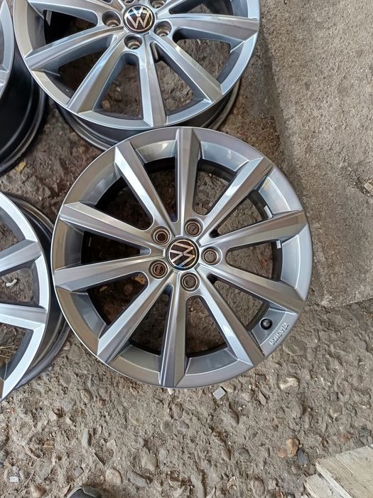 Оригинални джанти за Vw T-Roc,T-Cross 5x100/16цола