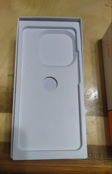 Техно Спарк 20про 1 год гарантия