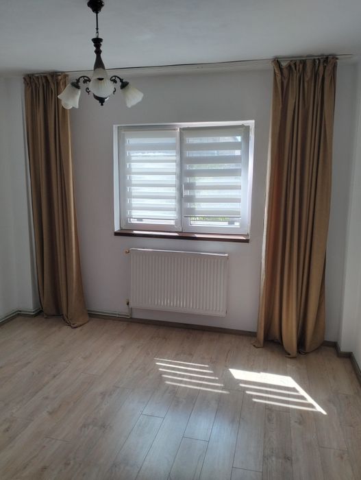 Apartament cu 3 camere