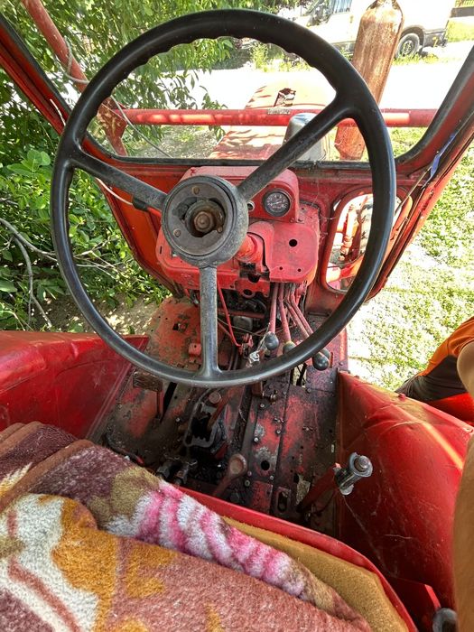 Tractor agricol de vanzare