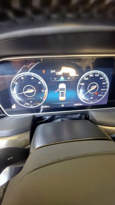 Hongqi Hs5 FWD sotiladi