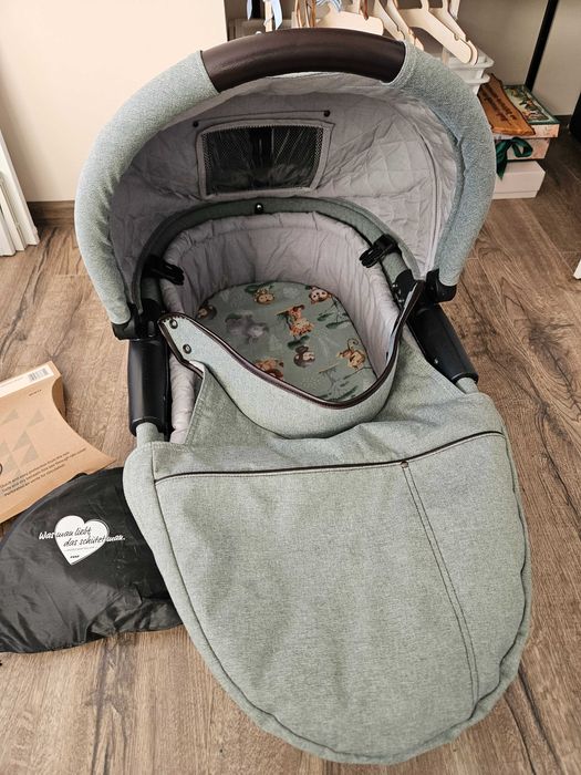 Количка Mutsy Evo 3в1