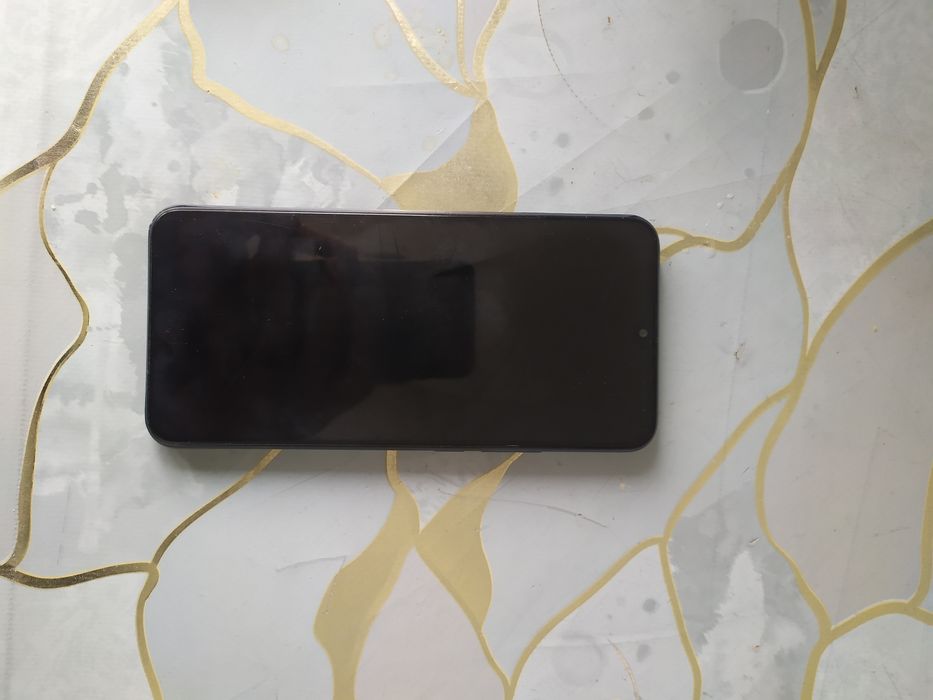 Продам смартфон редми