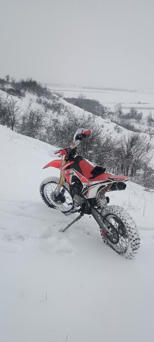 Cross160cc M2R cu roti 16/19. Sau 14/17