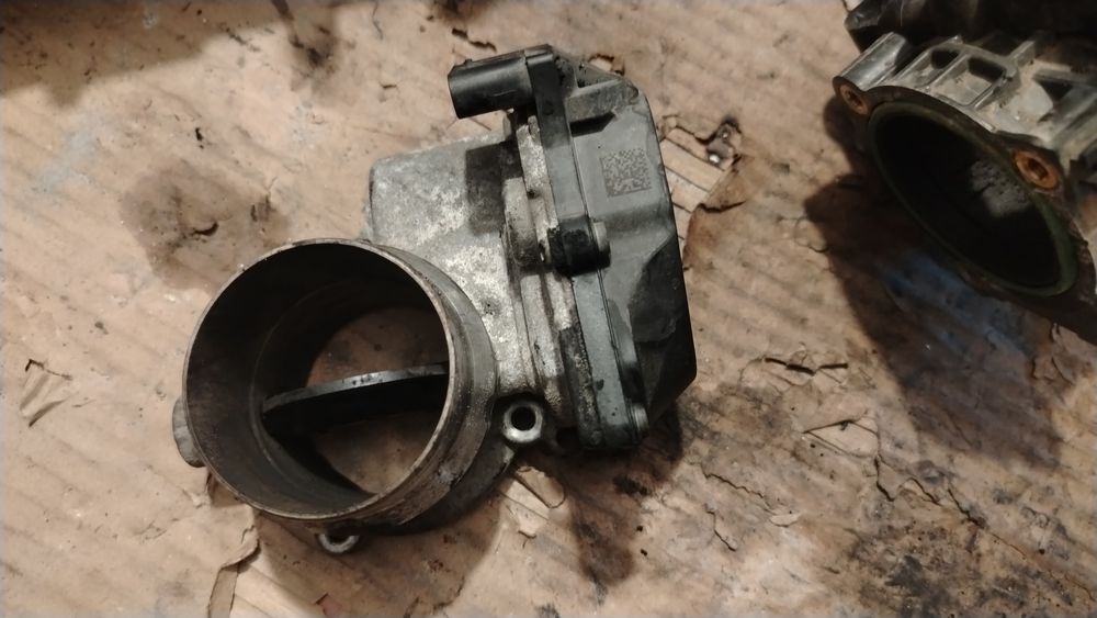 Дросел клапа БМВ Х5 е70 Х6 Е71 Ф07 Ф10 / BMW X5 e70 X6 e71 F07 F10