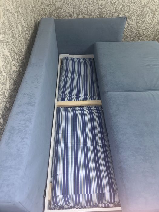 Продаю диван в отличном состоянии