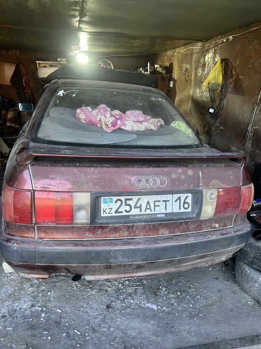 Продам ауди 80.