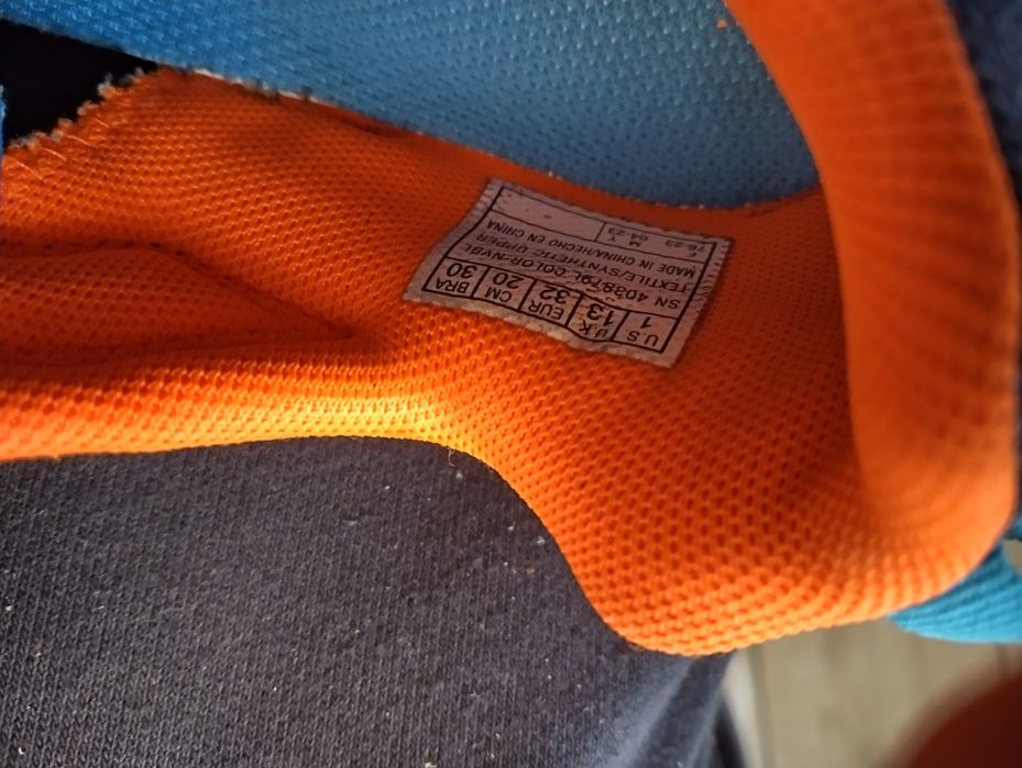 Încălțăminte sport adidas și skechers