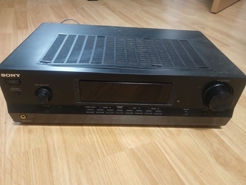 Vând statie sony in stare fff buna și se aude gff bn