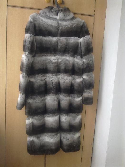 Продам шубу новую