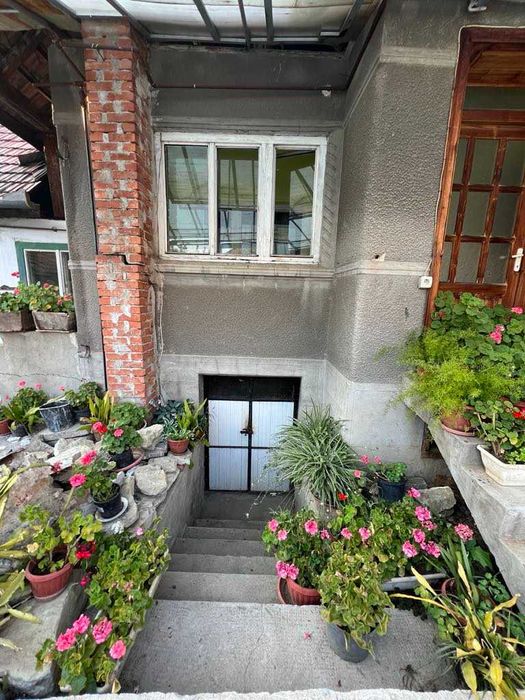 Casă de vânzare Sebeșel, jud. Alba – 8 km de Sebeș, traseu Transalpina