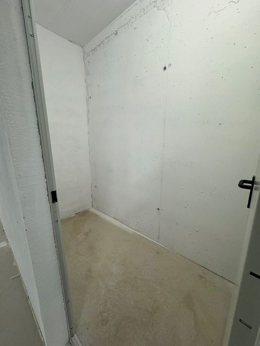 Дава се под наем Гараж / Паркомясто в София, Полигона - 13 кв.м за 102 € - Снимка #1